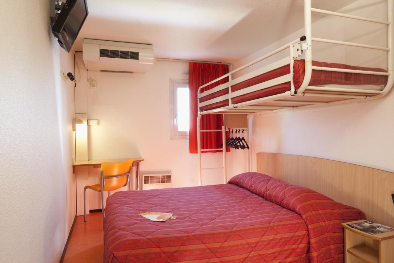 พรีเมียรคลาสอาร์รัวซ์ Hotel เอเวรอ ภายนอก รูปภาพ